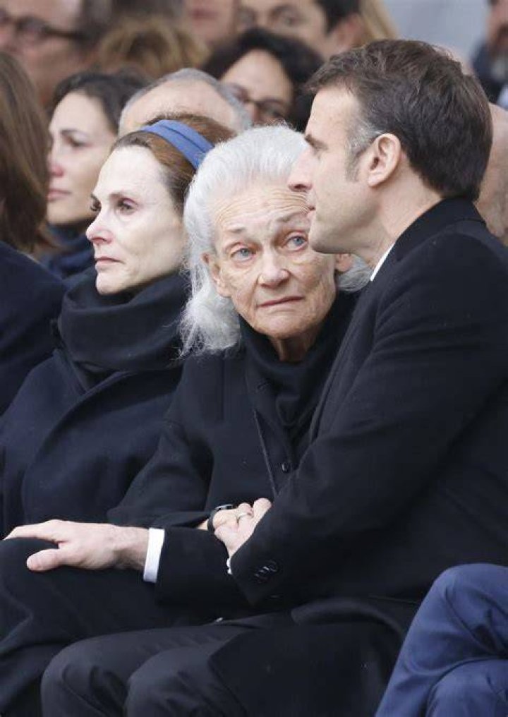 Elisabeth Badinter & family