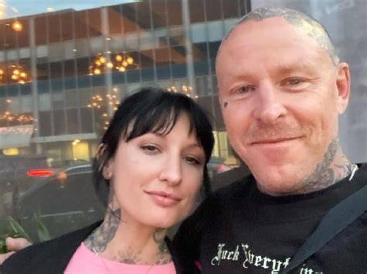 Everything about Jason Ellis' Wife, Gay, Net Worth, Podcast, Twitter & Instagram
