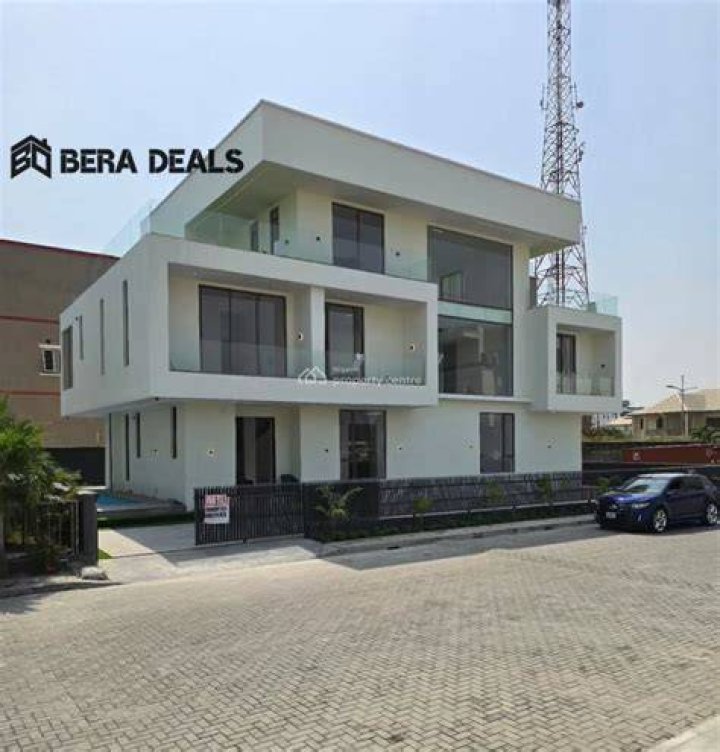 House Rents in Lagos Double in Price as Room-self Now Goes For Over N250,000 House Rents in Lagos Double in Price as Room-self Now Goes For Over N250,000